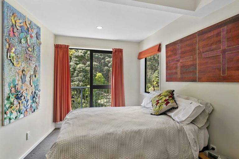 Photo of property in 30 Lawson Place, Mount Victoria, Wellington, 6011