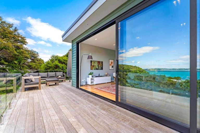 Photo of property in 34 Whitmore Road, Tawharanui Peninsula, Matakana, 0986