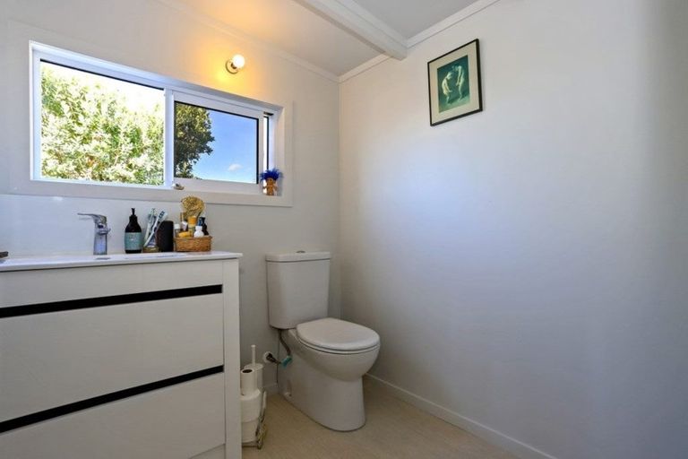 Photo of property in 431 Pukehina Parade, Pukehina, Te Puke, 3189