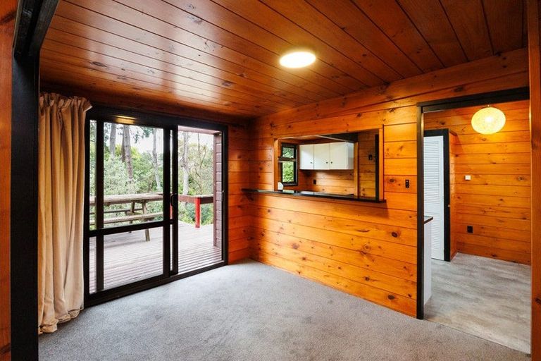 Photo of property in 5 Fernwood Place, Fitzherbert, Palmerston North, 4410