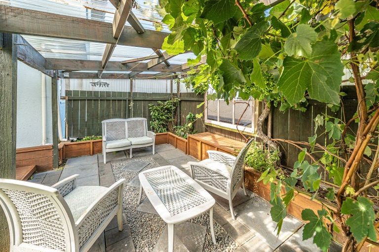 Photo of property in 9a Karewa Street, Castlecliff, Whanganui, 4501