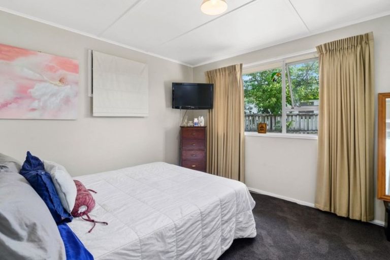 Photo of property in 22 Fenruss Street, Fairy Springs, Rotorua, 3015