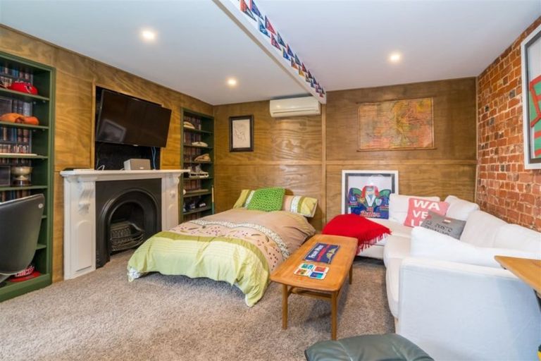 Photo of property in 16 Burnett Street, Calton Hill, Dunedin, 9012