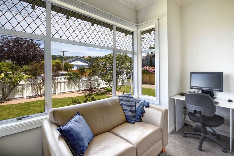 Photo of property in 15 West Avenue, Saint Clair, Dunedin, 9012