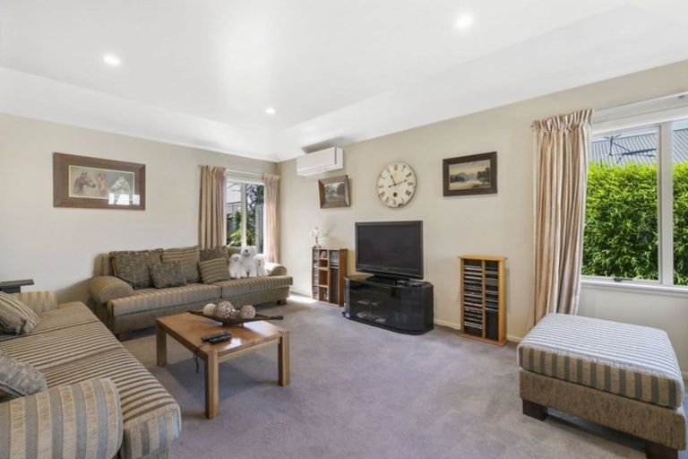 Photo of property in 41 Aldona Place, Fairview Downs, Hamilton, 3214