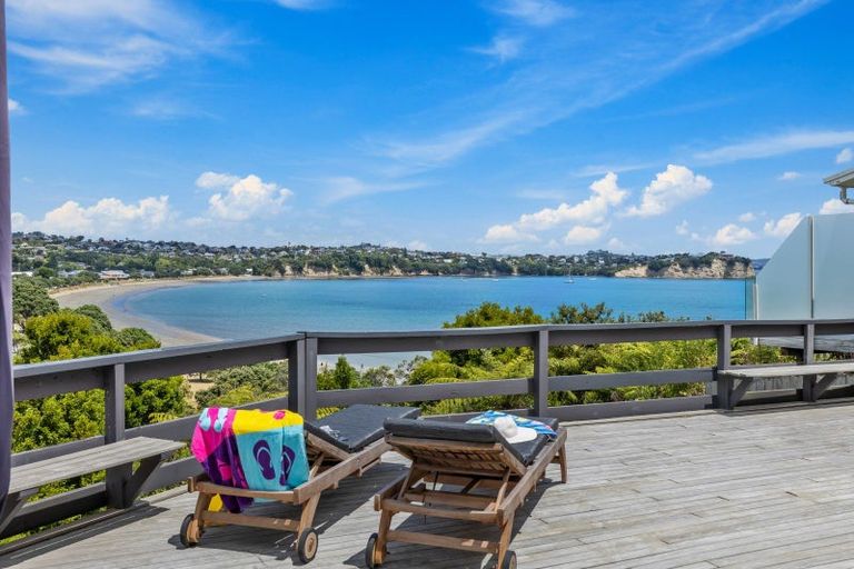 Photo of property in 24b Tindalls Bay Road, Manly, Whangaparaoa, 0930