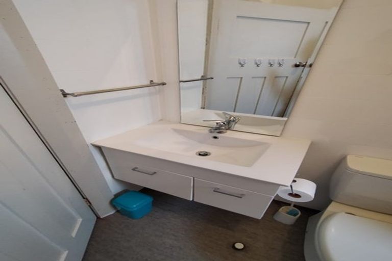 Photo of property in 62 Gladstone Road, Dalmore, Dunedin, 9010