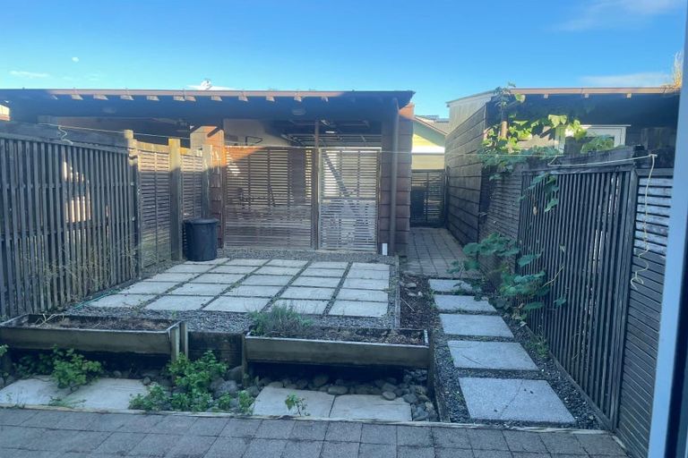 Photo of property in 36 Kirikiri Lane, East Tamaki, Auckland, 2013