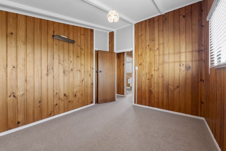 Photo of property in 14 Walsh Road, Westown, New Plymouth, 4310