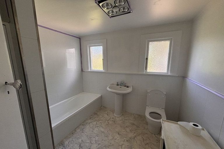 Photo of property in 17 Alice Street, Gladstone, Invercargill, 9810