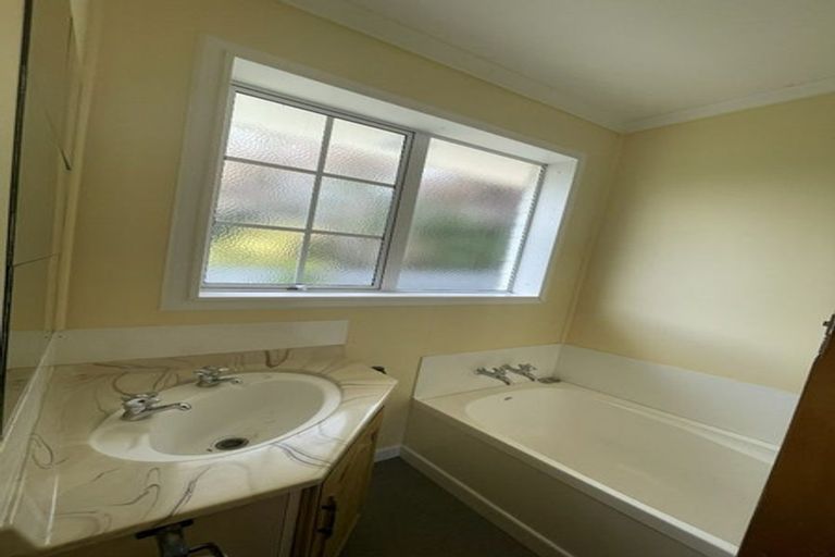 Photo of property in 98 Dipton Street, Kingswell, Invercargill, 9812