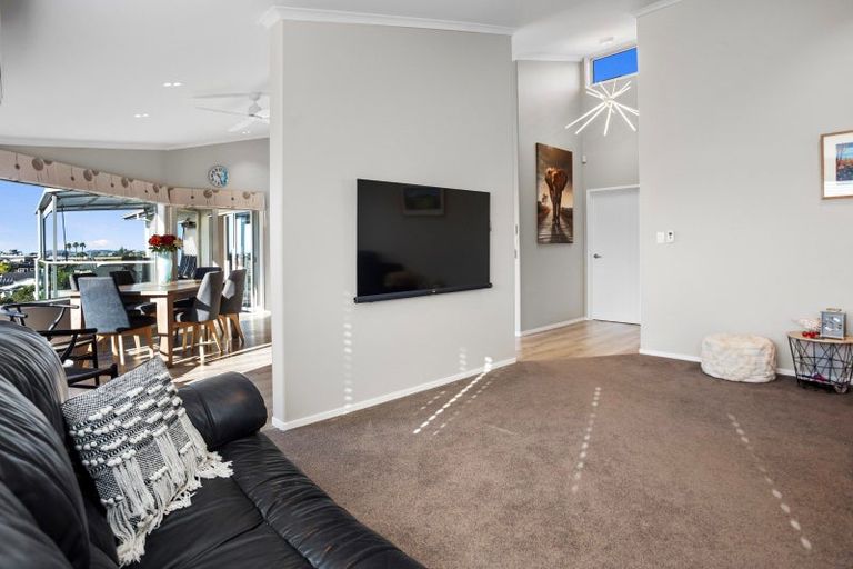 Photo of property in 13 Tohora View, Waihi Beach, 3611