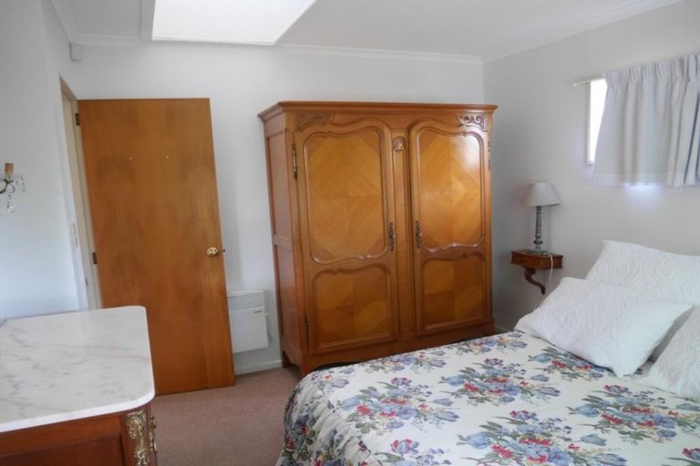 Photo of property in 1/3 Centaurus Road, Cashmere, Christchurch, 8022