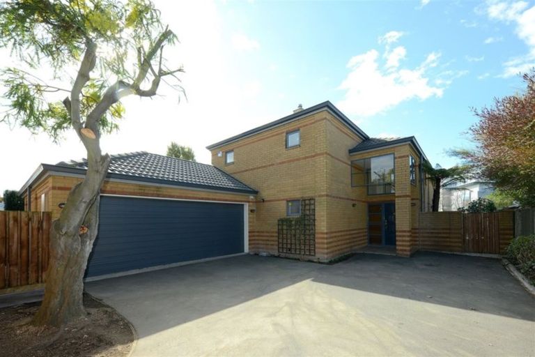 Photo of property in 382a Memorial Avenue, Burnside, Christchurch, 8053