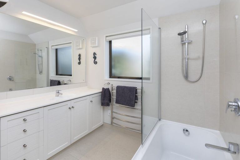 Photo of property in 7 Tripp Place, Ilam, Christchurch, 8041