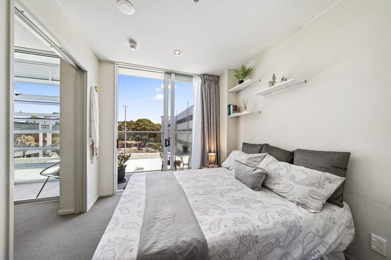 Photo of property in Proximity Apartments, 301/17 Osterley Way, Manukau, Auckland, 2104