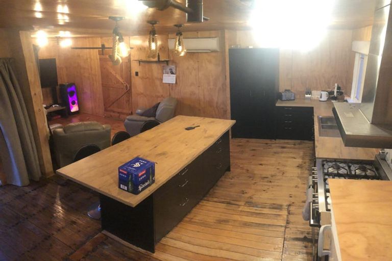 Photo of property in 6 Allan Street, Otatara, Invercargill, 9879