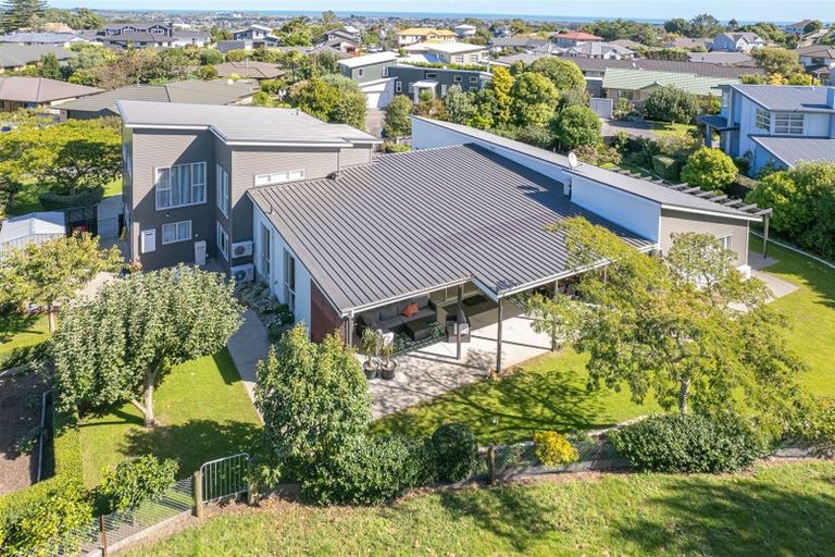Photo of property in 12 Cotswolds Close, Otamatea, Whanganui, 4500