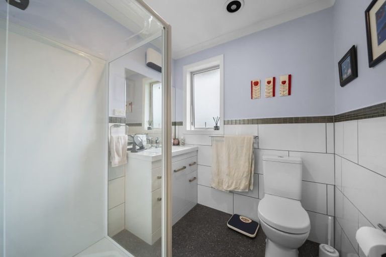 Photo of property in 240 High Street North, Carterton, 5713