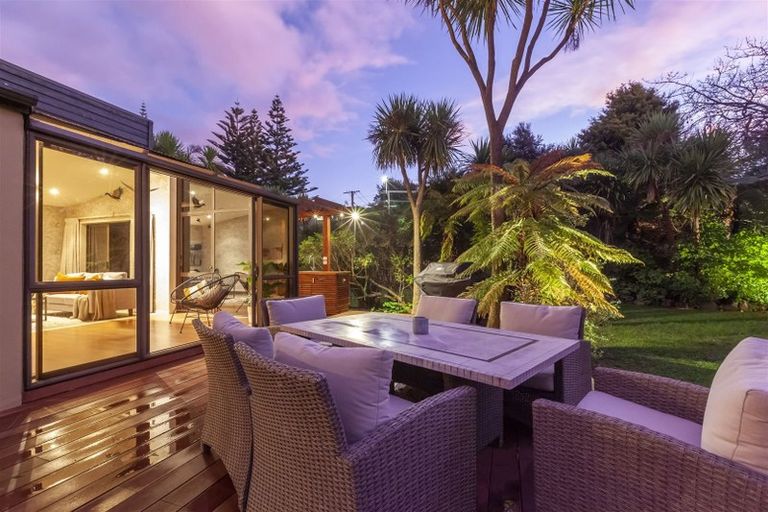 Photo of property in 88 Matatua Road, Raumati Beach, Paraparaumu, 5032