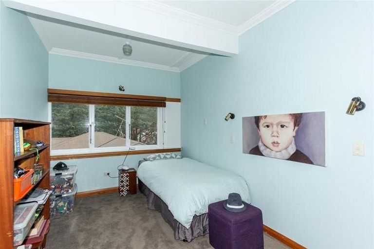 Photo of property in 12 Tamar Street, New Plymouth, 4310