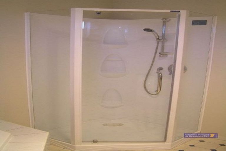 Photo of property in 20 Karamu Street, Upper Riccarton, Christchurch, 8041