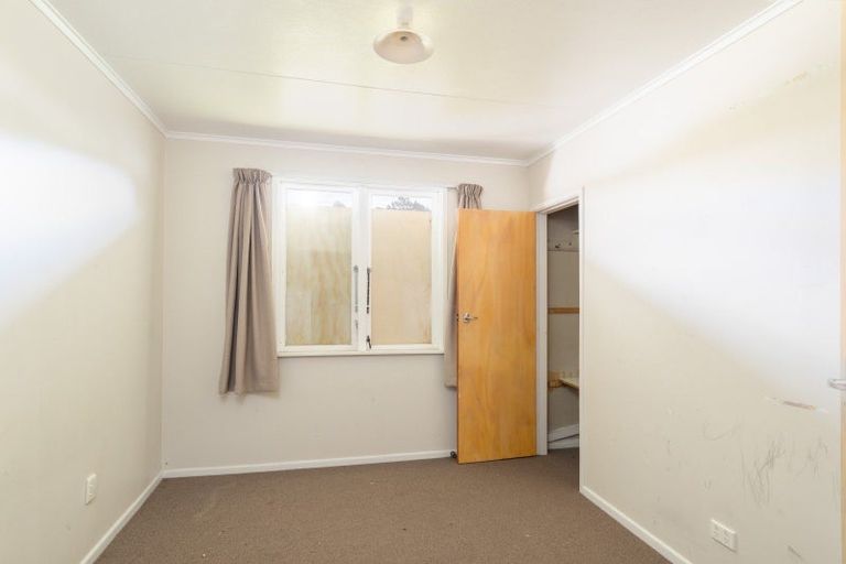 Photo of property in 40 Hyde Street, Wainuiomata, Lower Hutt, 5014