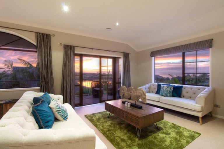 Photo of property in 10 Clansman Terrace, Gulf Harbour, Whangaparaoa, 0930
