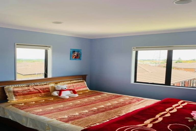 Photo of property in 16 Carrick Glen Avenue, Flat Bush, Auckland, 2019