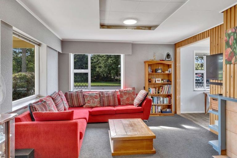 Photo of property in 19 Railway Esplanade, East Gore, Gore, 9710