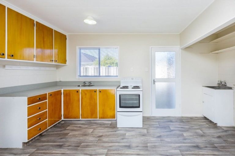 Photo of property in 9 Camp Street, Silverstream, Upper Hutt, 5019