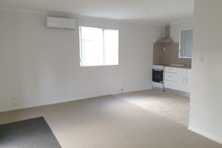 Photo of property in 45 Brian Crescent, Stanmore Bay, Whangaparaoa, 0932