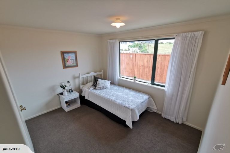 Photo of property in 5 Kihi Place, Ruakaka, 0116