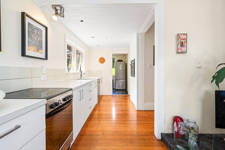 Photo of property in 407 Pataua Road South, Pataua South, Onerahi, 0192