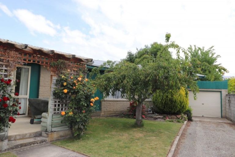 Photo of property in 23 Campbell Street, Alexandra, 9320