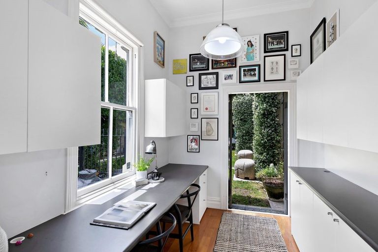 Photo of property in 2 Ruapehu Street, Mount Eden, Auckland, 1024