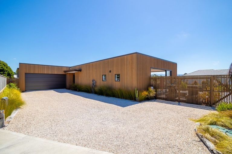 Photo of property in 8 Hari Way, Mapua, 7005