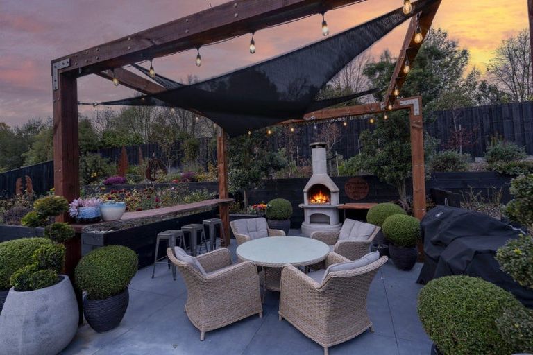 Photo of property in 67 Willowside Place, Amberley, 7410