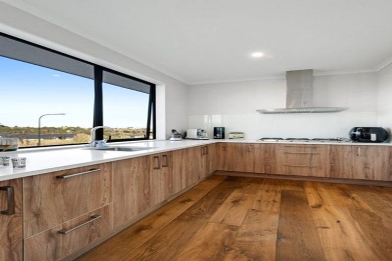 Photo of property in 150 Ninth View Avenue, Beachlands, Auckland, 2018