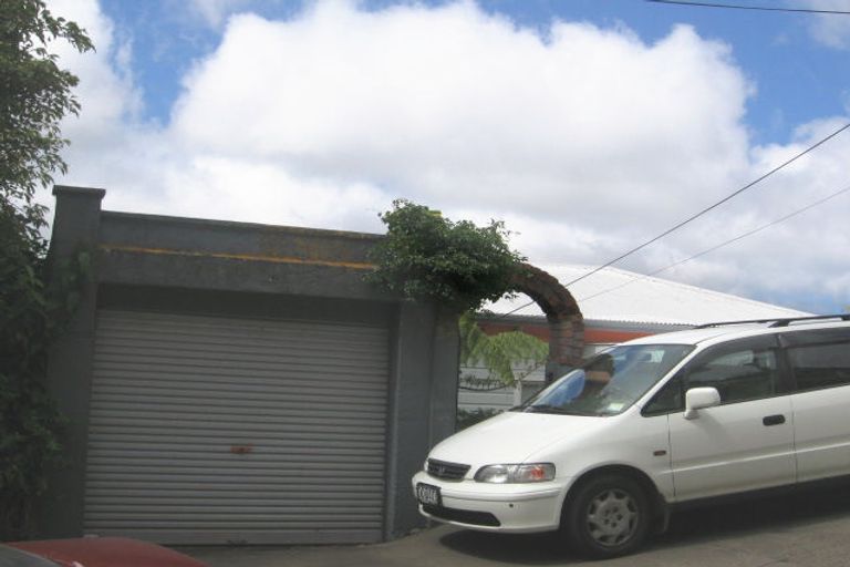 Photo of property in 3 Asquith Terrace, Brooklyn, Wellington, 6021