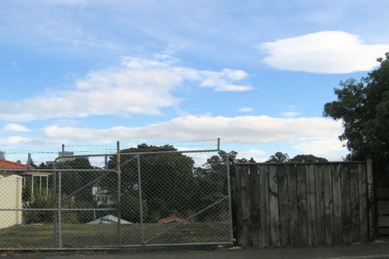 Photo of property in 8a Selwyn Road, Hospital Hill, Napier, 4110