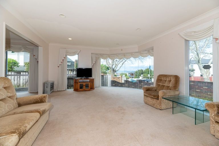 Photo of property in 13 Bluefin Way, West Harbour, Auckland, 0618