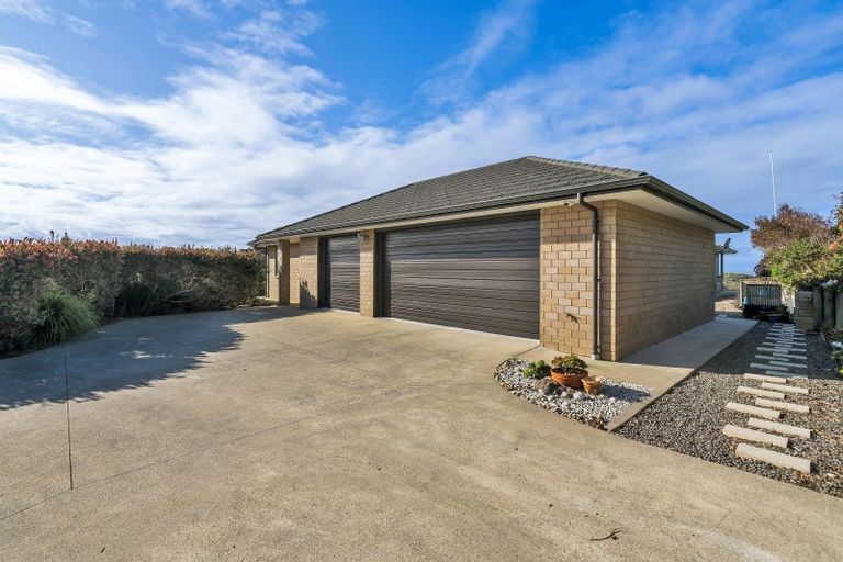Photo of property in 35 Seascape Crescent, Waipu, 0582