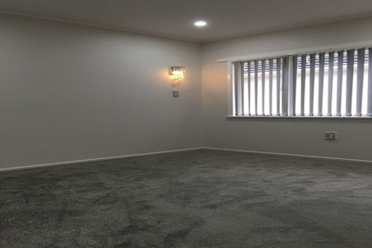 Photo of property in 39 Earlsworth Road, Mangere East, Auckland, 2024