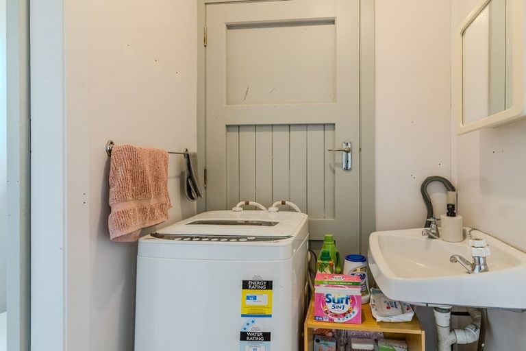 Photo of property in 10 Beach Street, Waikouaiti, 9510