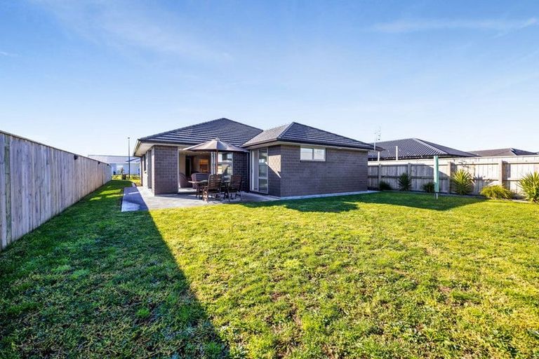 Photo of property in 17 Roka Street, Bell Block, New Plymouth, 4312