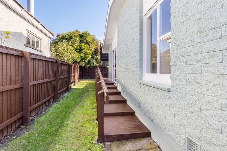 Photo of property in 2/14 Frederick Street, Waltham, Christchurch, 8011