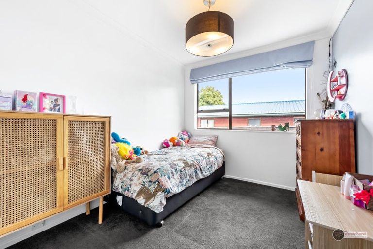 Photo of property in 208a California Drive, Totara Park, Upper Hutt, 5018