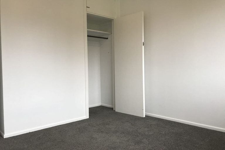 Photo of property in 3/6 Corrella Road, Belmont, Auckland, 0622