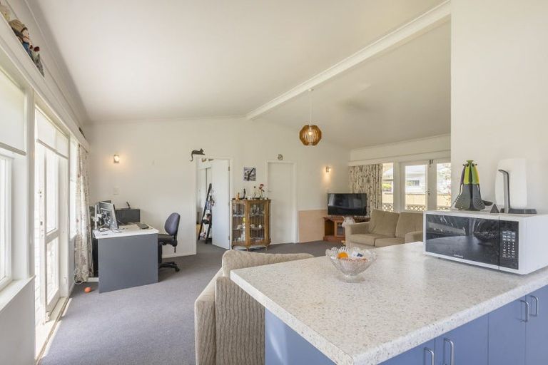 Photo of property in 26 Francis Road, Paraparaumu Beach, Paraparaumu, 5032
